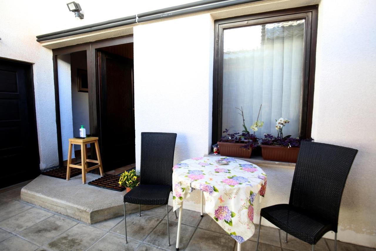 Apartment Jezerka Cerknica Exterior foto